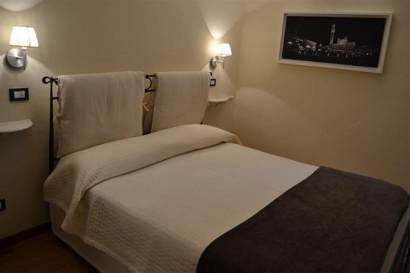 B&B Quattro Cantoni Σιένα Εξωτερικό φωτογραφία